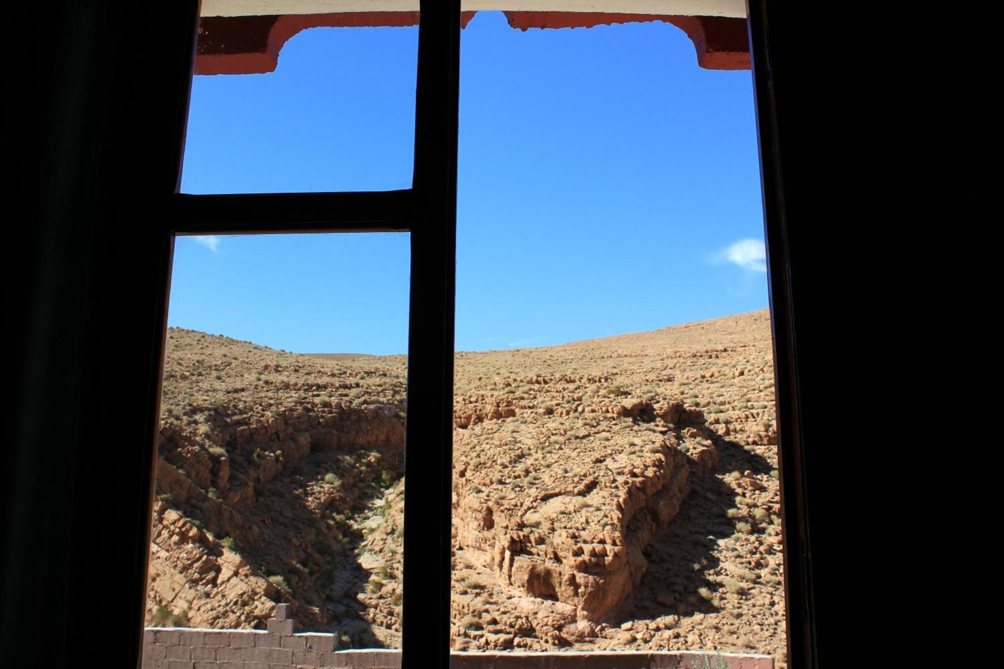Kasbah Lucas Hostel Akhendachou n'Ait Ouffi Bagian luar foto