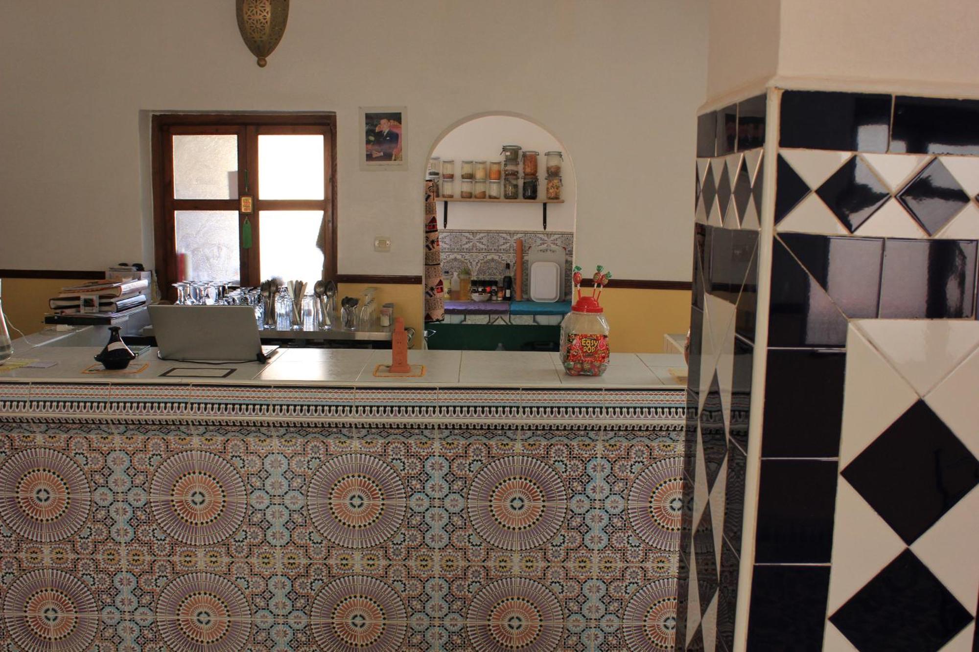 Kasbah Lucas Hostel Akhendachou n'Ait Ouffi Bagian luar foto