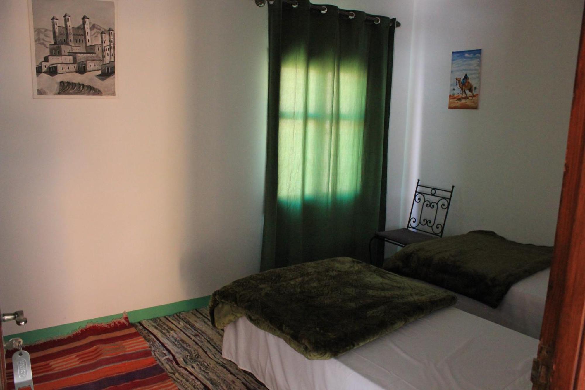 Kasbah Lucas Hostel Akhendachou n'Ait Ouffi Bagian luar foto